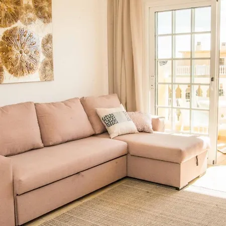 Διαμέρισμα 2 Bdr In Mar Pm120 Pool Parking