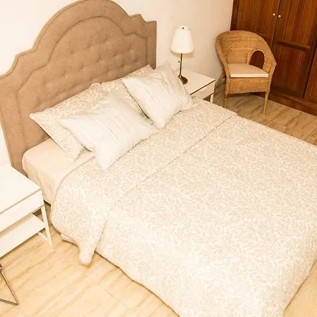 Διαμέρισμα 2 Bdr In Mar Pm120 Pool Parking *